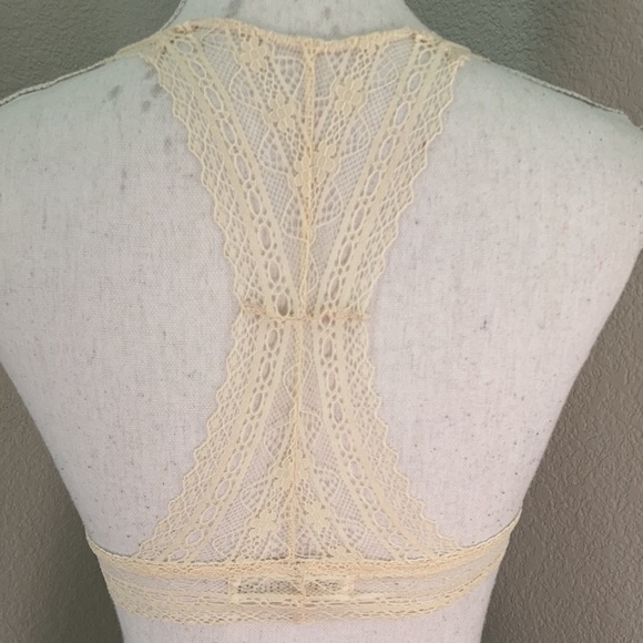 ❌SOLD❌By Together Lace Bralette Bundle - Picture 6 of 13